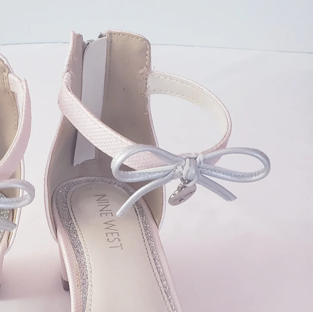 Nine west girls light pink dress sandal